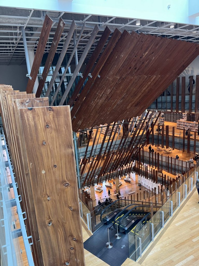 Toyama Glass Art Museum